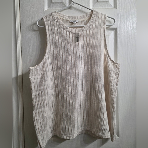 Reitmans Tops - NWT Reitmans Cream Crochet Knit Tank Top - Size XL